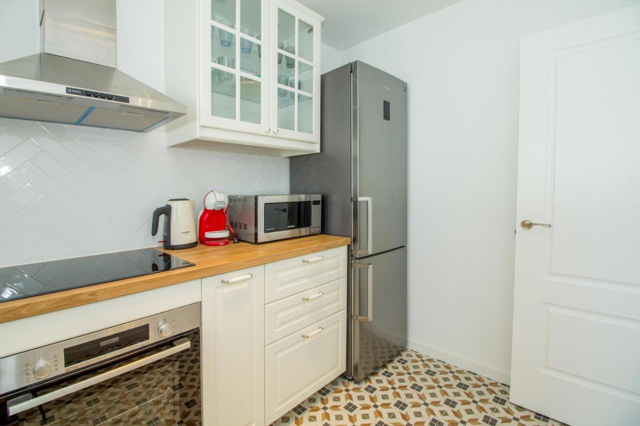 A Cozy And Elegant Townhouse Across The Beach Torre de Benagalbon Exterior photo
