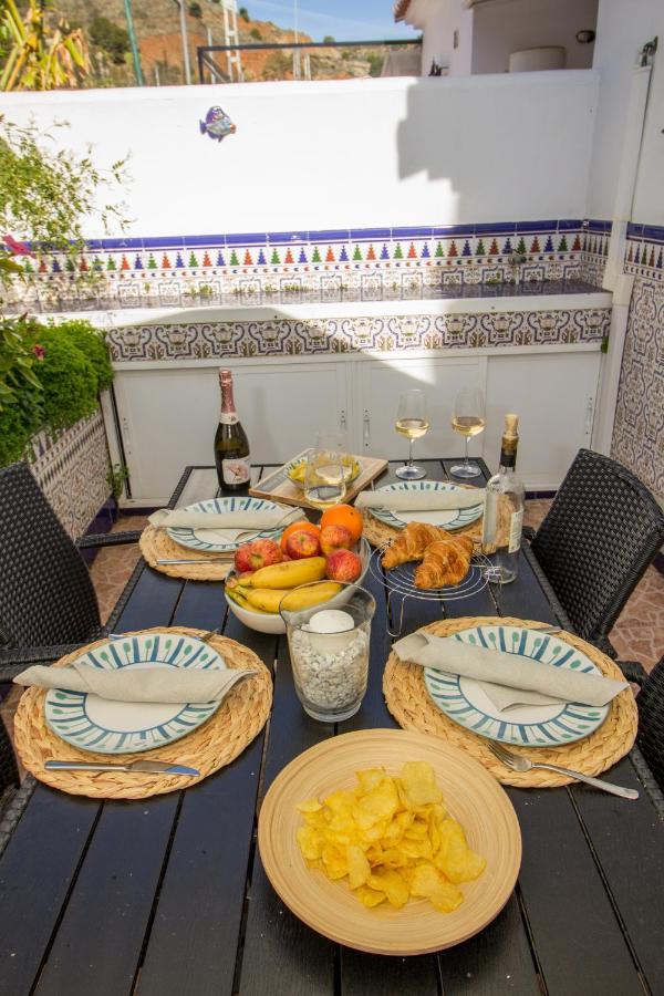 A Cozy And Elegant Townhouse Across The Beach Torre de Benagalbon Exterior photo