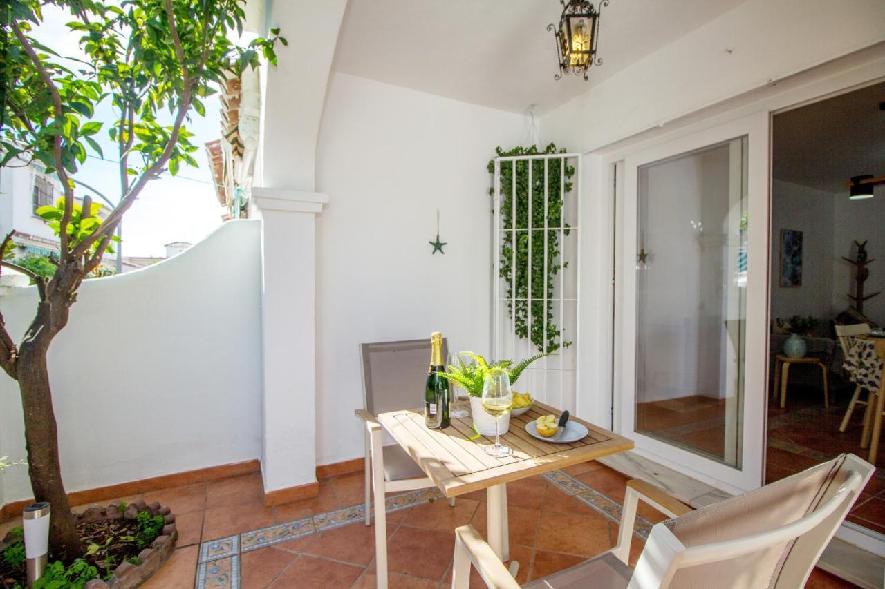 A Cozy And Elegant Townhouse Across The Beach Torre de Benagalbon Exterior photo